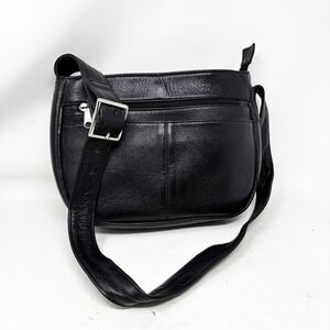 Coronado Leather Black Pebbled Leather Shoulder‎ Bag Silver Hardware Vintage